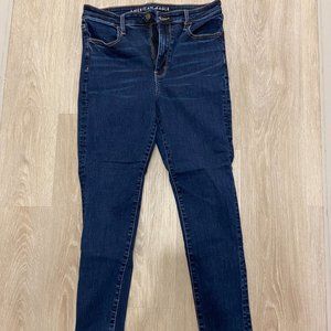 American Eagle Super High-Rise Jegging